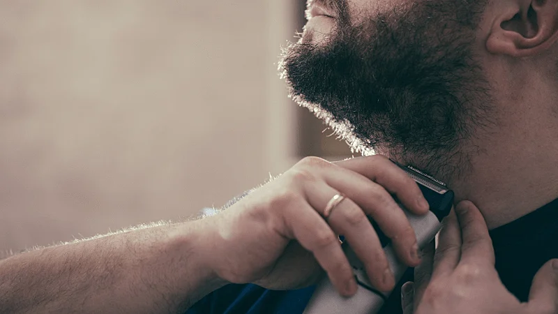 How to trim a long beard: trim shelf